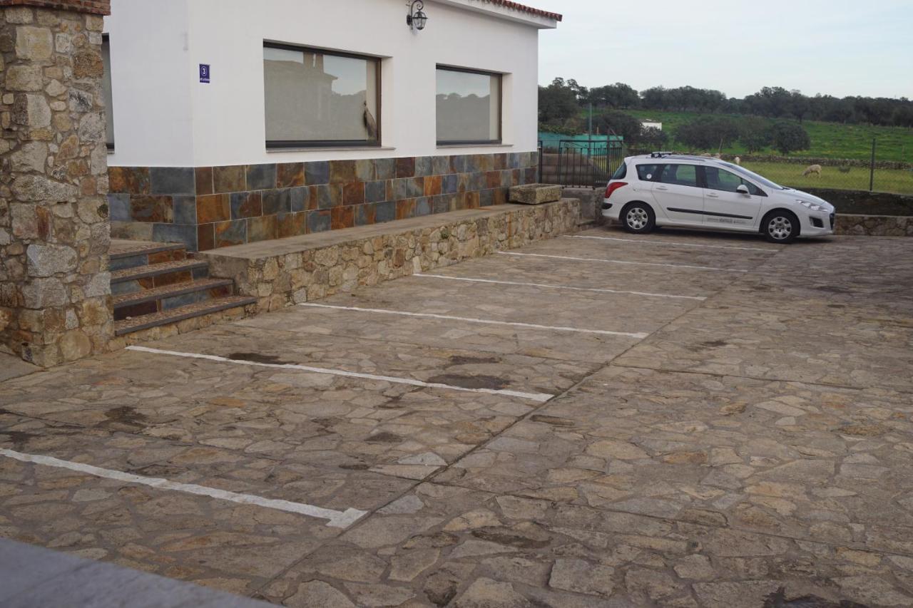 Apartamentos Rurales Monfraguee ตอร์เรฮอน เอล รูบิโอ ภายนอก รูปภาพ