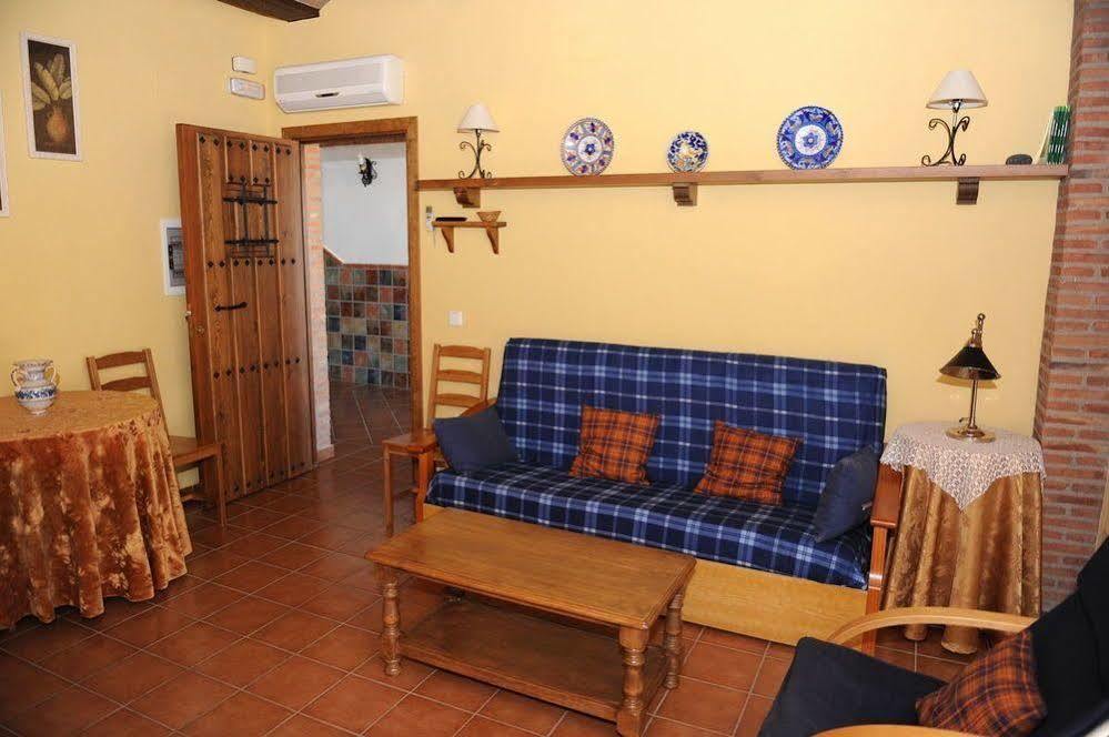Apartamentos Rurales Monfraguee ตอร์เรฮอน เอล รูบิโอ ภายนอก รูปภาพ